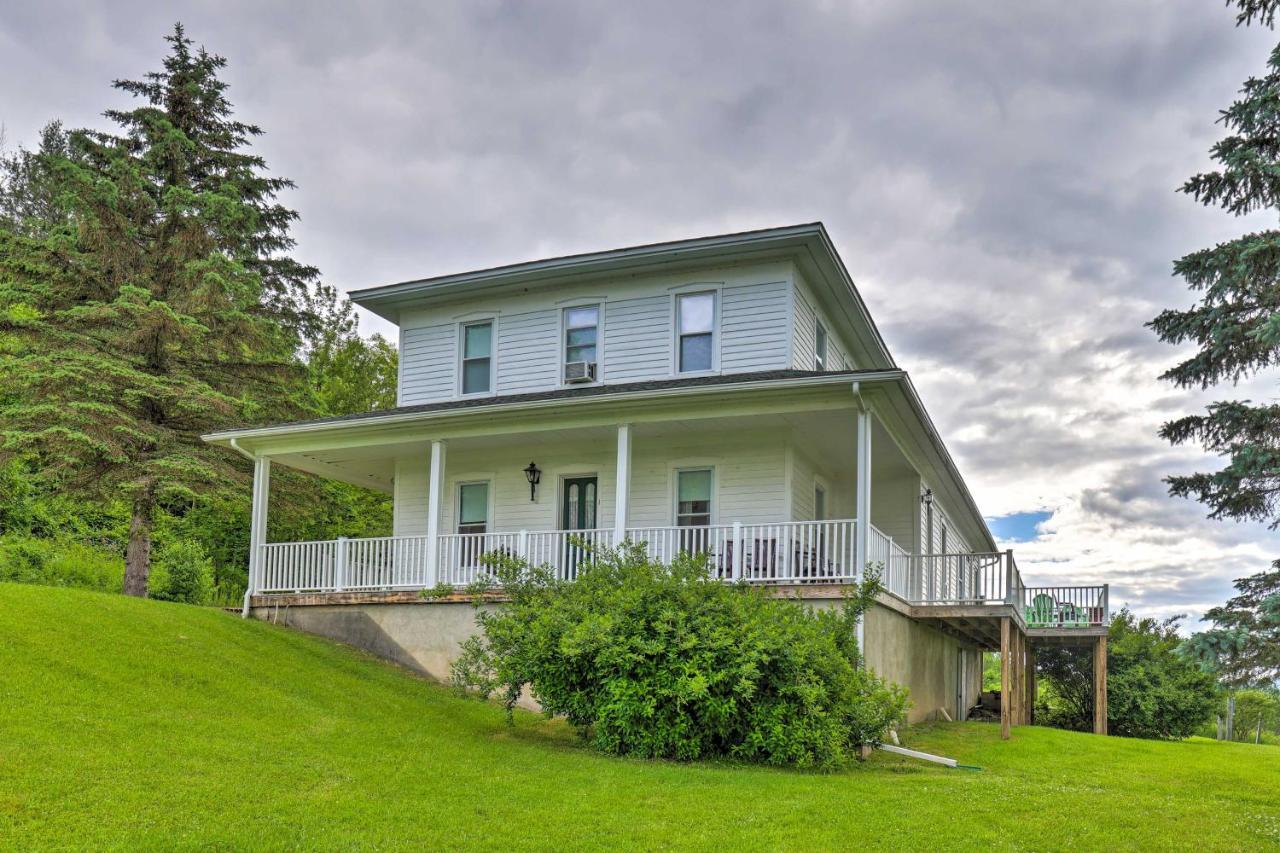 Apartment With Shared Deck And View Of Cowanesque Lake Lawrenceville エクステリア 写真