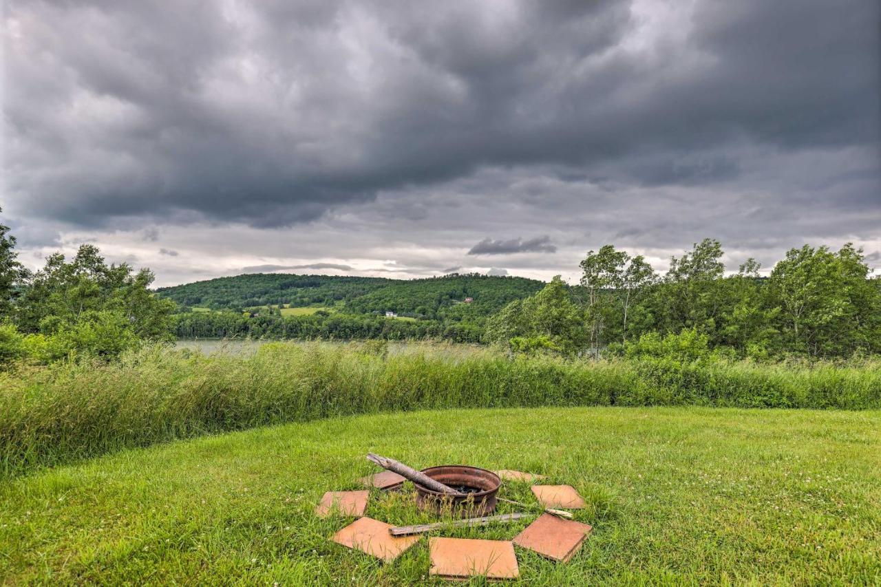 Apartment With Shared Deck And View Of Cowanesque Lake Lawrenceville エクステリア 写真